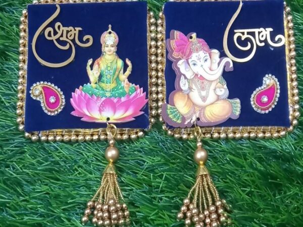 4.50” x 7” Decorative Door Hangings